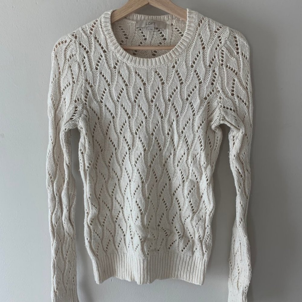 Ann Taylor LOFT Cream Knit Sweater Small
